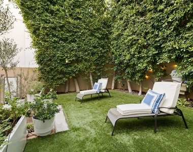 951 Ocean Avenue - Photo Thumbnail 20