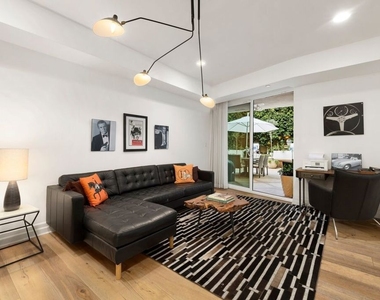 951 Ocean Avenue - Photo Thumbnail 7