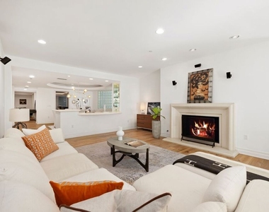 951 Ocean Avenue - Photo Thumbnail 2
