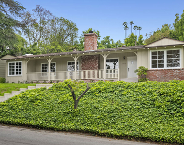 18080 Karen Drive - Photo Thumbnail 2