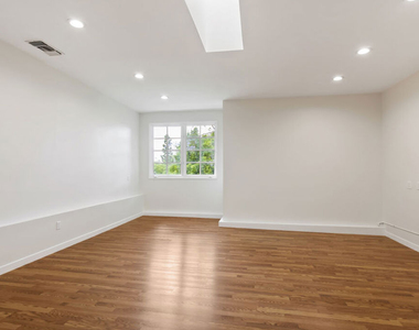 18080 Karen Drive - Photo Thumbnail 34