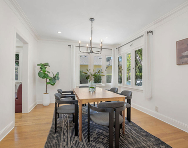 4712 Burnet Avenue - Photo Thumbnail 6