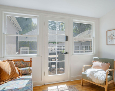 4712 Burnet Avenue - Photo Thumbnail 14