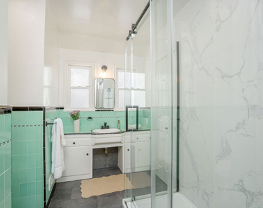 4712 Burnet Avenue - Photo Thumbnail 19