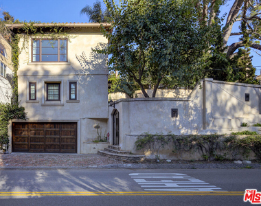2880 Nichols Canyon Road - Photo Thumbnail 2