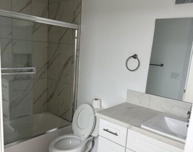 227 N Park View Street - Photo Thumbnail 20