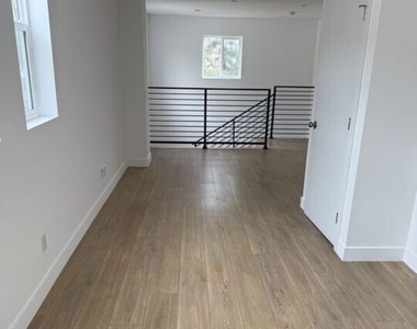 227 N Park View Street - Photo Thumbnail 1