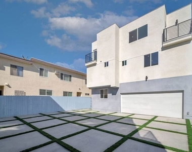 227 N Park View Street - Photo Thumbnail 22