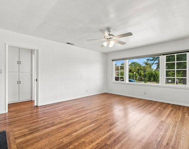 5631 Columbus Avenue - Photo Thumbnail 2