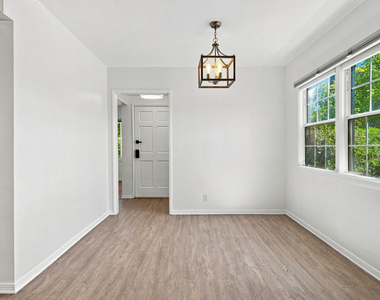 5631 Columbus Avenue - Photo Thumbnail 7