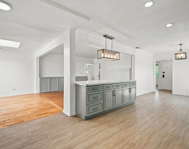 5631 Columbus Avenue - Photo Thumbnail 28