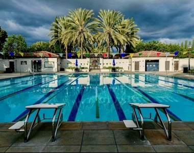 74 Townsend - Photo Thumbnail 7