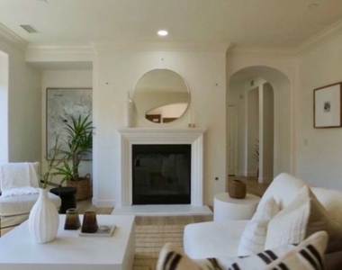 74 Townsend - Photo Thumbnail 11