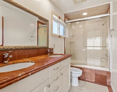 10389 Almayo Avenue - Photo Thumbnail 7
