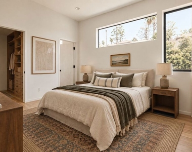 1628 Micheltorena Street - Photo Thumbnail 6