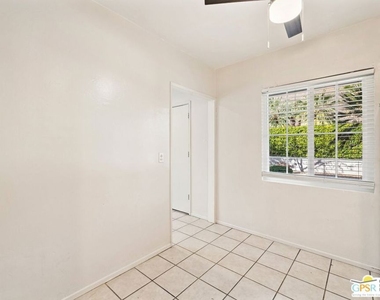 1674 S Via Salida - Photo Thumbnail 17