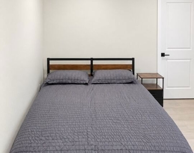 10743 Saticoy Street - Photo Thumbnail 13