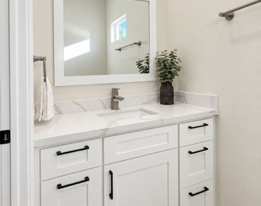 10743 Saticoy Street - Photo Thumbnail 14