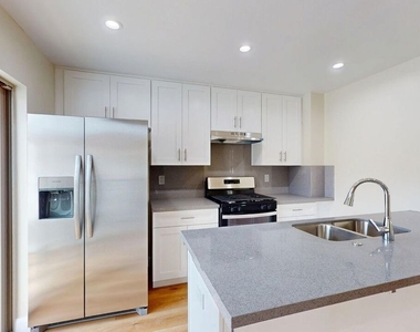 310 N 3rd Street - Photo Thumbnail 8