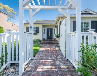 11350 Albata Street - Photo Thumbnail 1