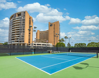 4337 Marina City Drive - Photo Thumbnail 40