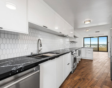 4337 Marina City Drive - Photo Thumbnail 16