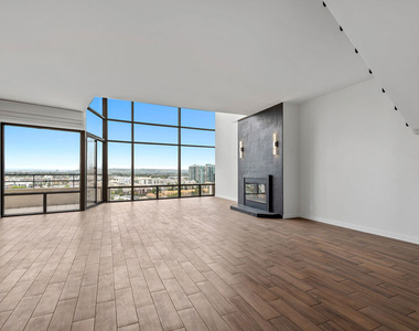 4337 Marina City Drive - Photo Thumbnail 2