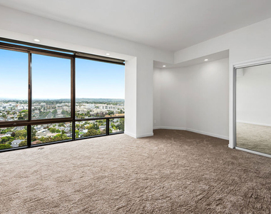 4337 Marina City Drive - Photo Thumbnail 26