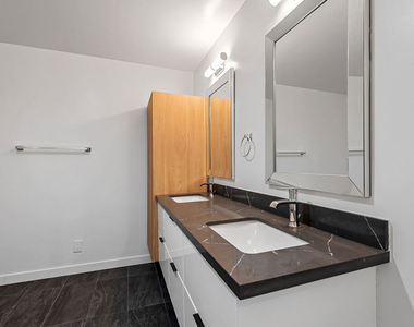 4337 Marina City Drive - Photo Thumbnail 23