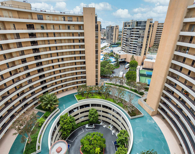 4337 Marina City Drive - Photo Thumbnail 34