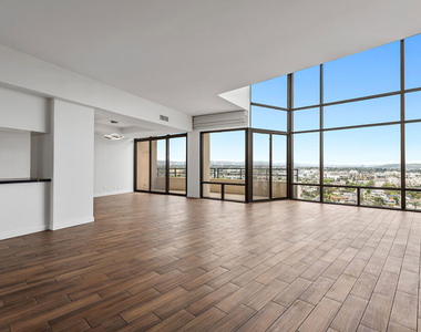 4337 Marina City Drive - Photo Thumbnail 3