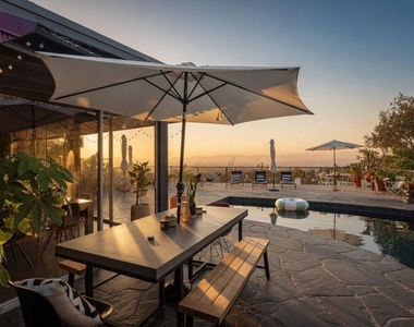 8147 Mulholland Terrace - Photo Thumbnail 6
