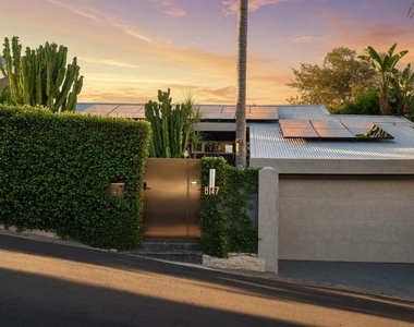 8147 Mulholland Terrace - Photo Thumbnail 9