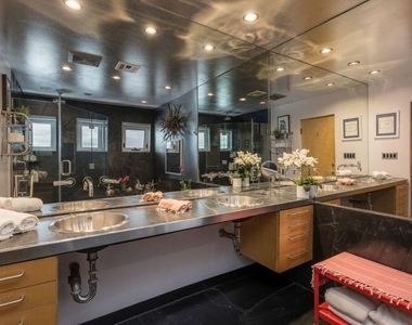8147 Mulholland Terrace - Photo Thumbnail 29