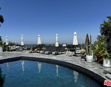 8147 Mulholland Terrace - Photo Thumbnail 41