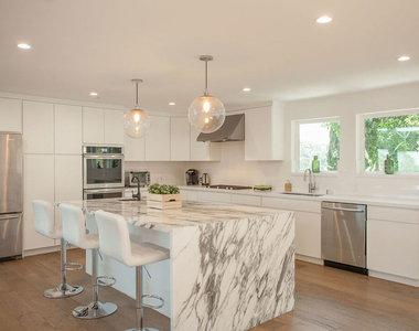3751 Multiview Drive - Photo Thumbnail 13