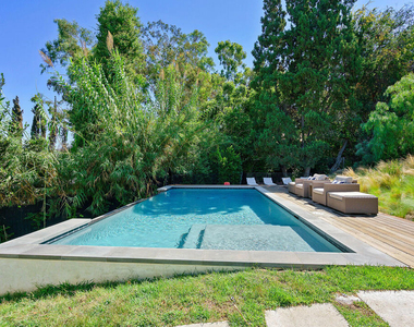 3751 Multiview Drive - Photo Thumbnail 5