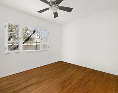 879 Fiske Street - Photo Thumbnail 13