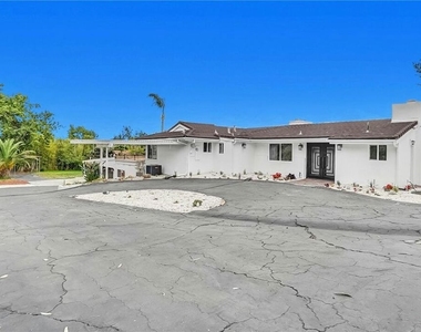 222 El Cielo Lane - Photo Thumbnail 33