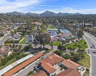 11988 Rancho Bernardo Rd - Photo Thumbnail 39