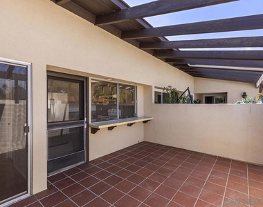 11988 Rancho Bernardo Rd - Photo Thumbnail 30
