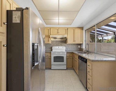 11988 Rancho Bernardo Rd - Photo Thumbnail 13