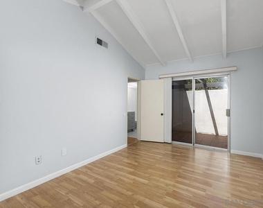 11988 Rancho Bernardo Rd - Photo Thumbnail 21
