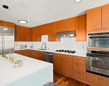 645 Front St - Photo Thumbnail 1