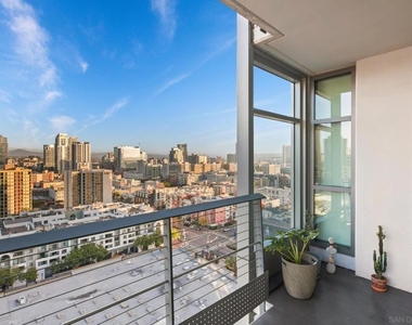 645 Front St - Photo Thumbnail 4