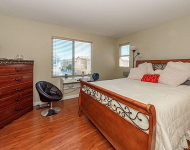 2226 Birds Nest Lane - Photo Thumbnail 9