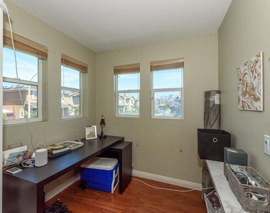 2226 Birds Nest Lane - Photo Thumbnail 18
