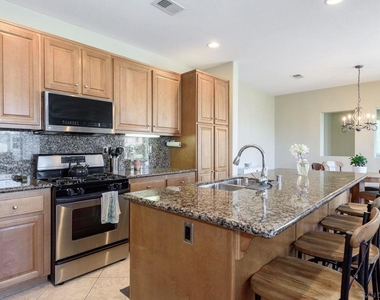 2226 Birds Nest Lane - Photo Thumbnail 3