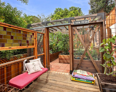 2057 Stanley Hills Place - Photo Thumbnail 7