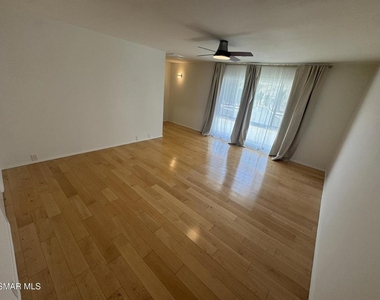6712 Randiwood Lane - Photo Thumbnail 12